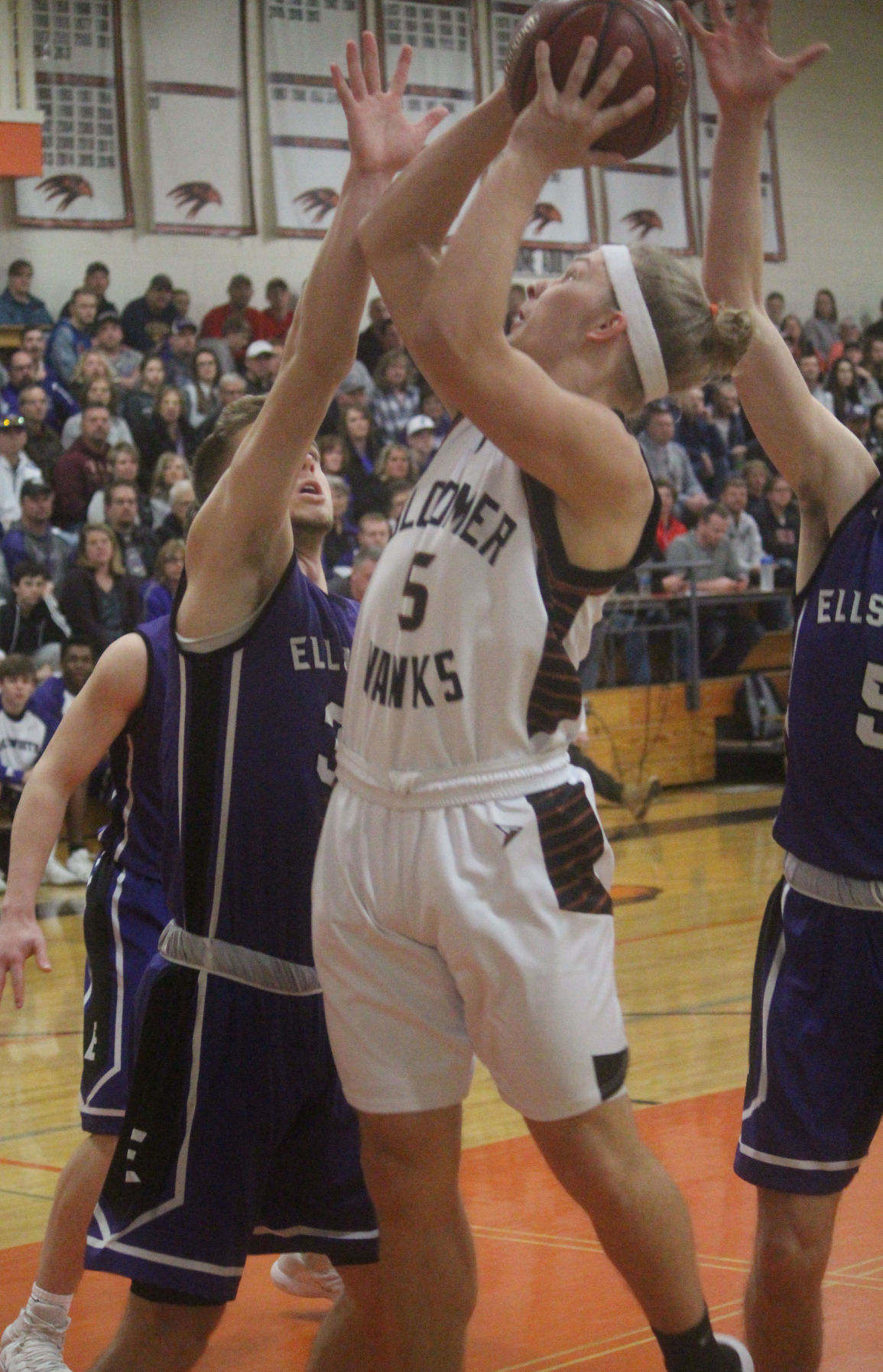 Ellsworth at Bloomer boys basketball 3-3-18